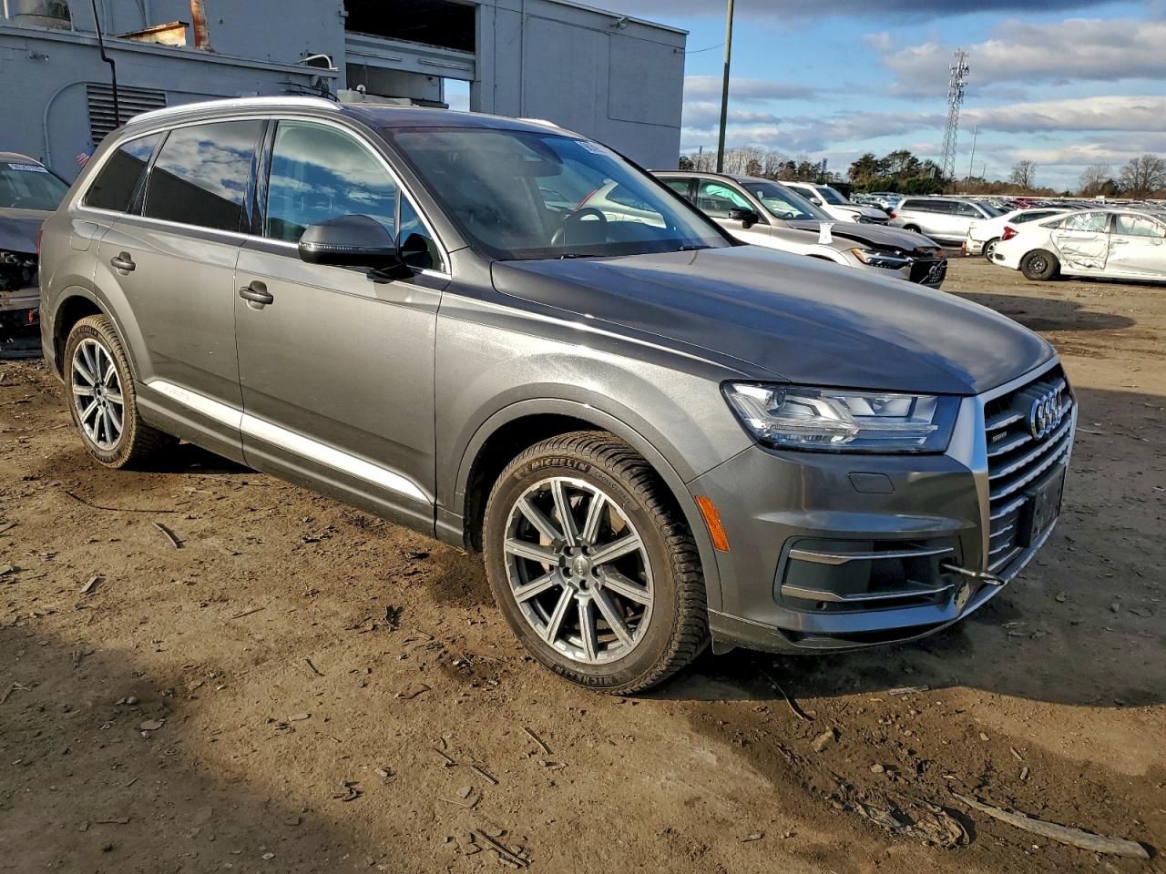 Audi Q7 Premium Plus Image 5