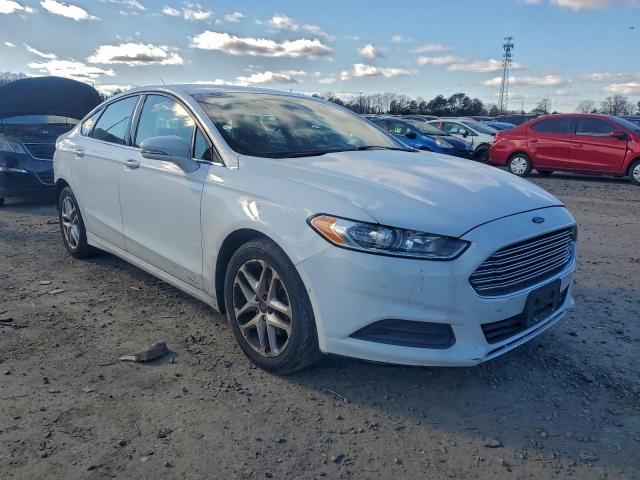 Ford Fusion Se Image 12