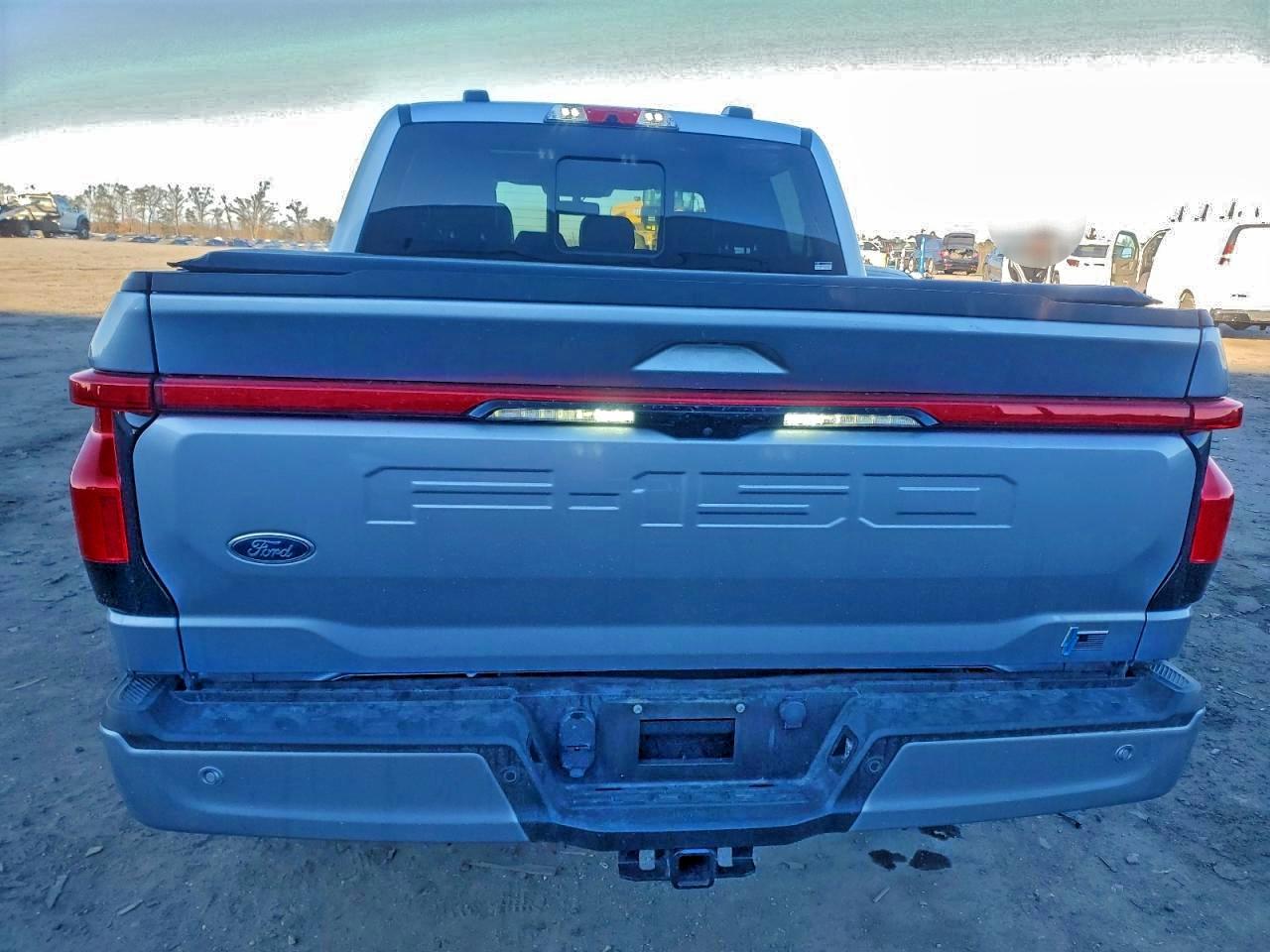 Ford F-150 Lightning Pro Image 6