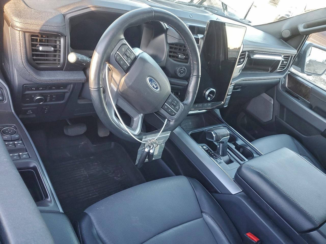 Ford F-150 Lightning Pro Image 7