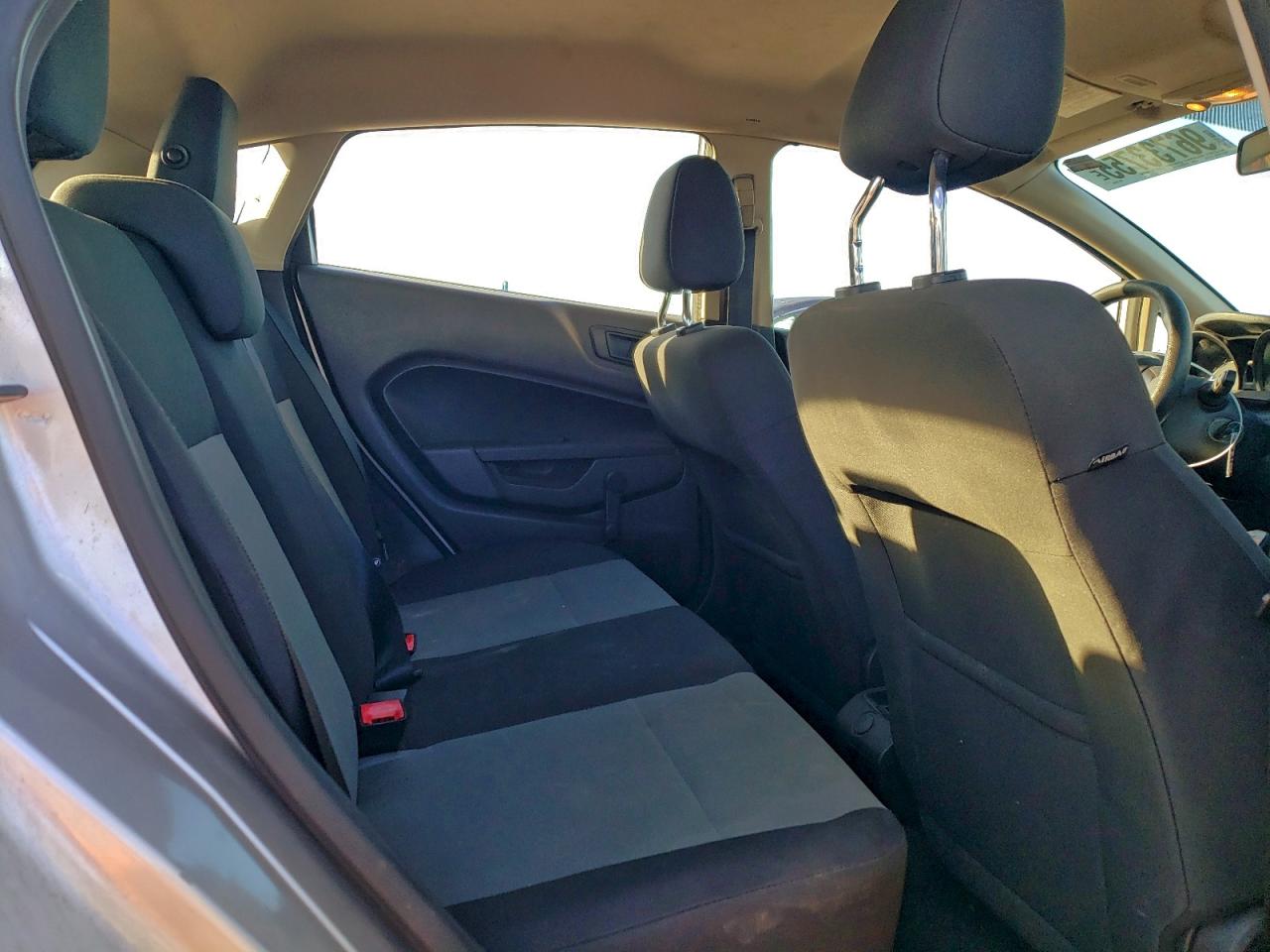 Ford Fiesta S Image 11