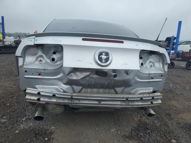 Ford Mustang Image 9