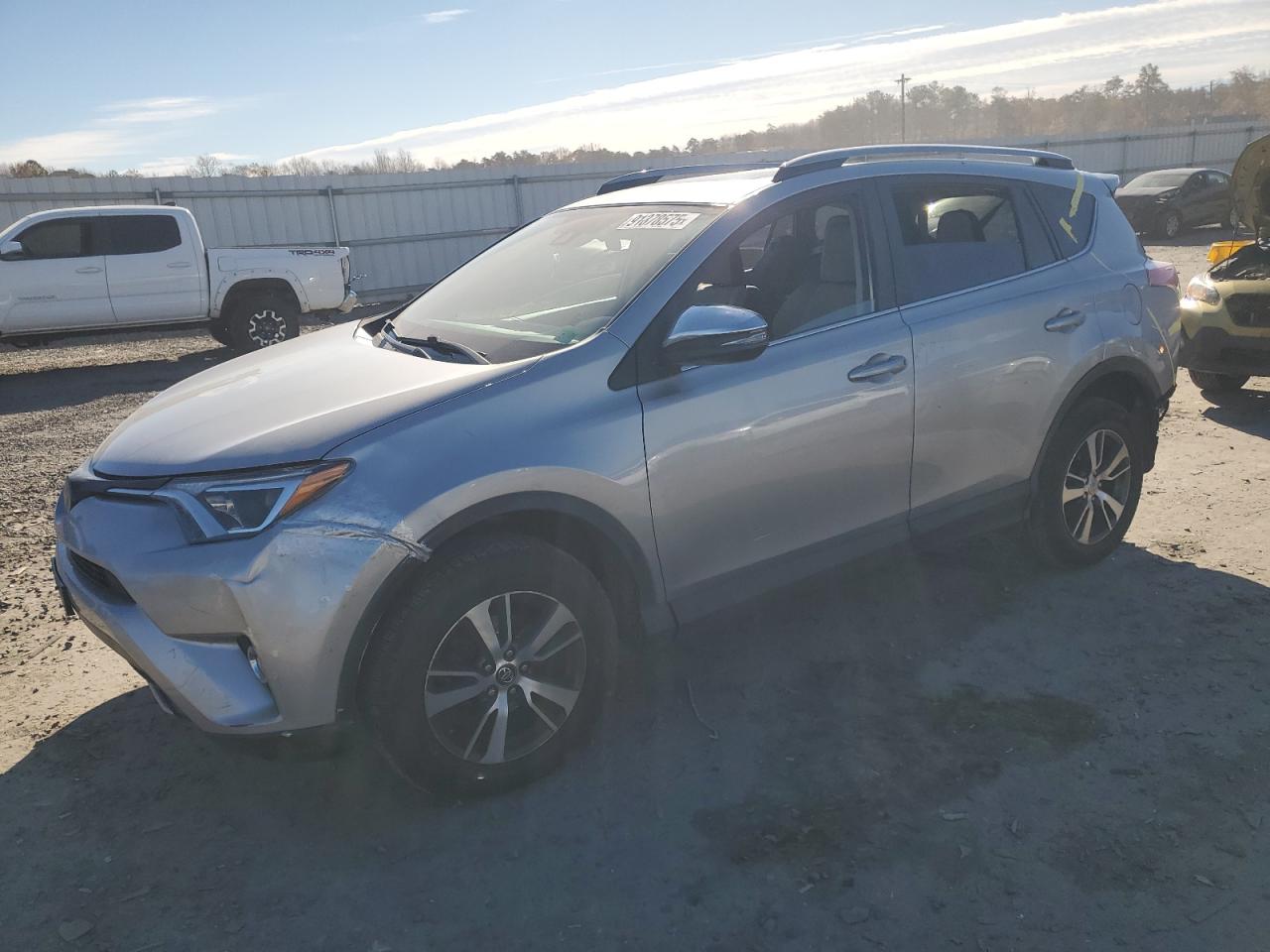 Toyota RAV4 Xle Image 1