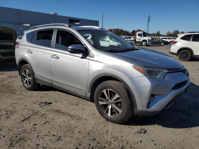 Toyota RAV4 Xle Image 8