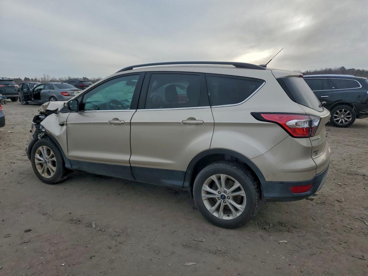 Ford Escape Se Image 2