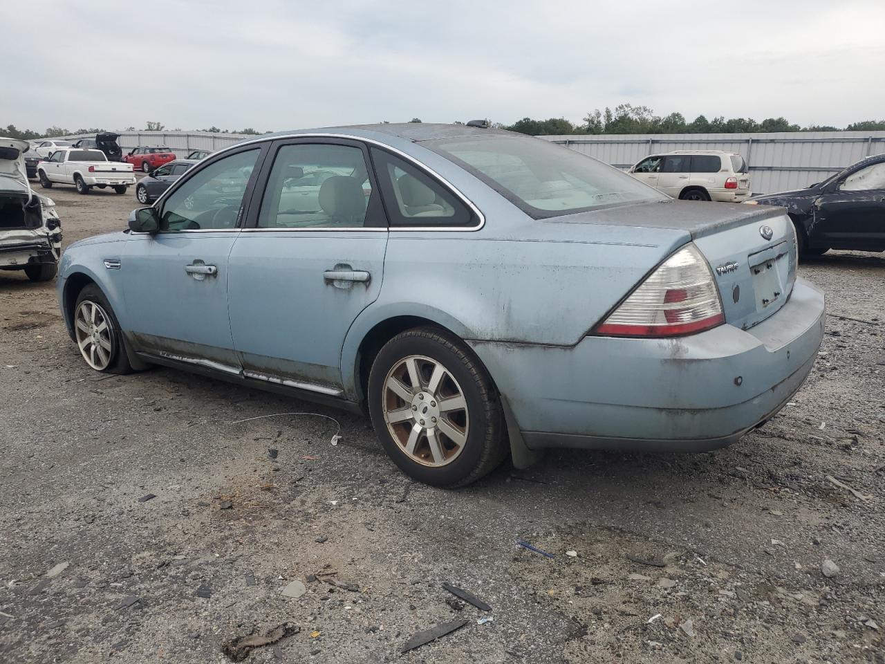 Ford Taurus Sel Image 5