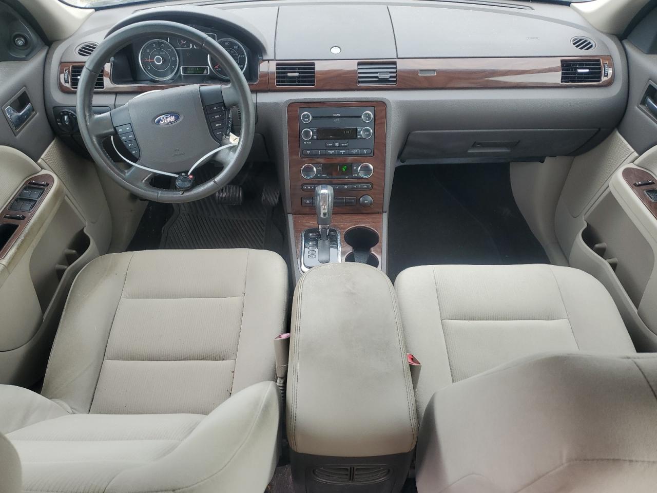 Ford Taurus Sel Image 11