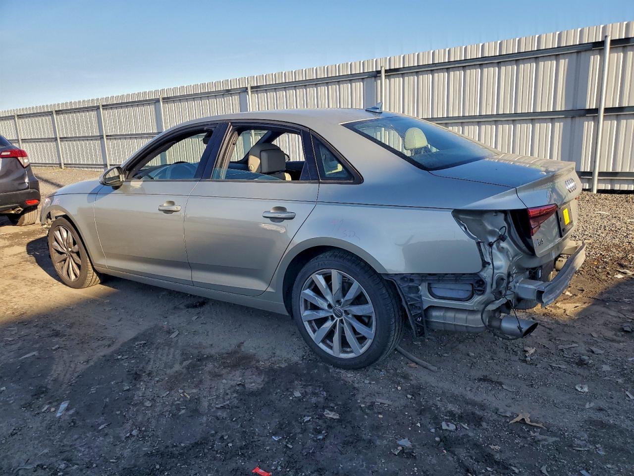 Audi A4 Ultra Premium Image 2