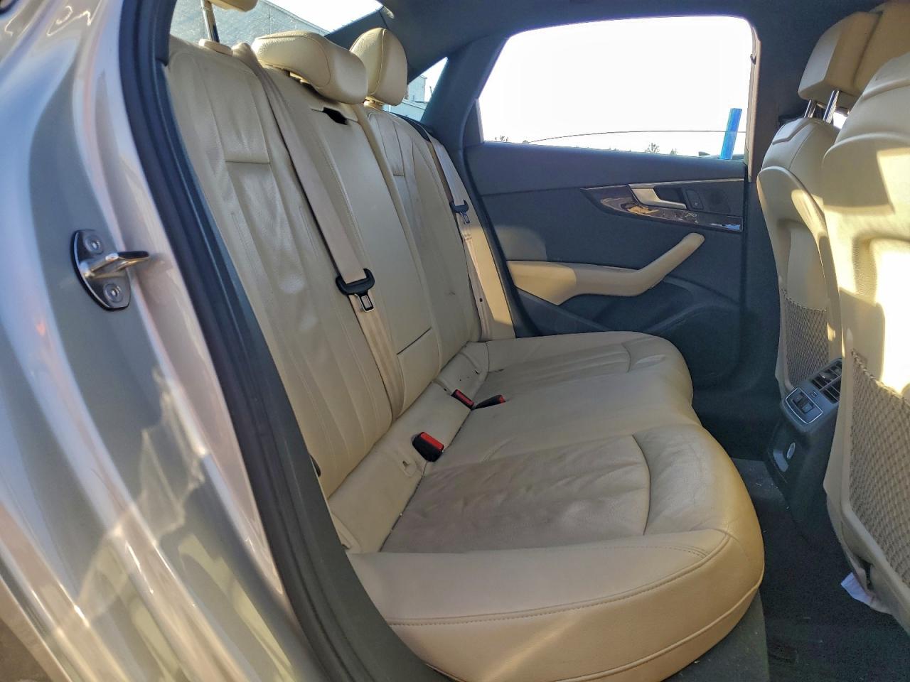 Audi A4 Ultra Premium Image 8