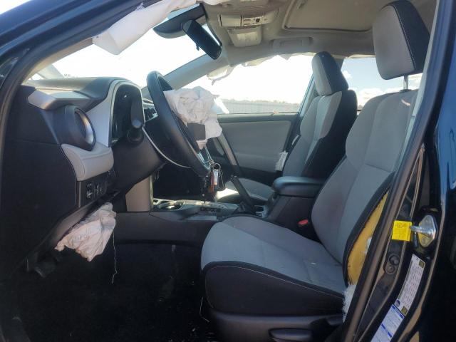 Toyota RAV4 Xle Image 4