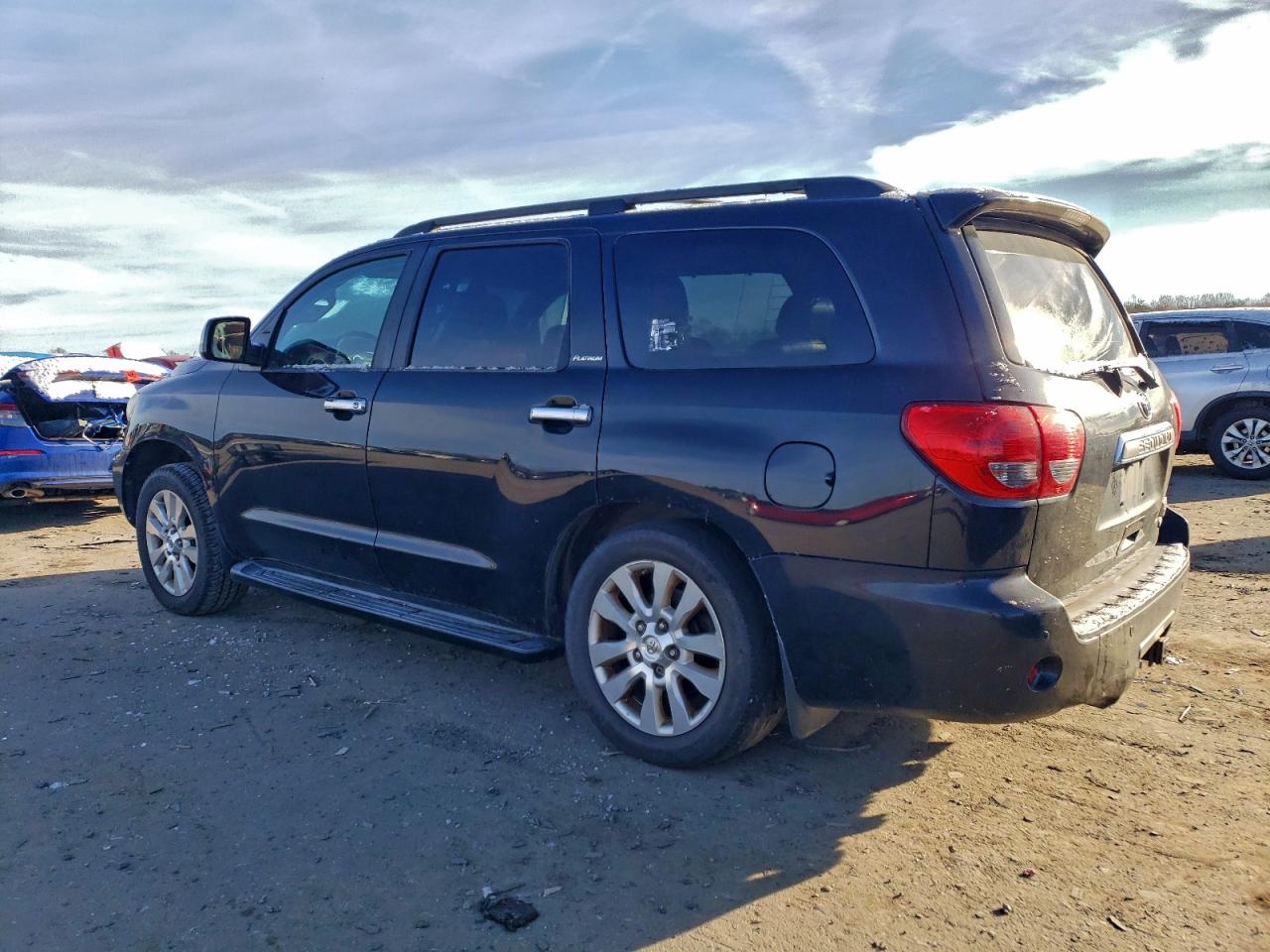 Toyota Sequoia Platinum Image 2