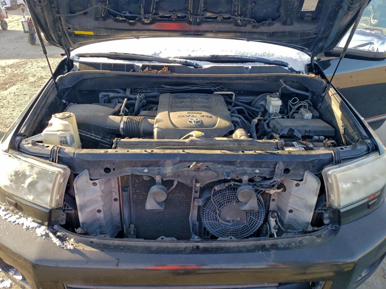 Toyota Sequoia Platinum Image 13