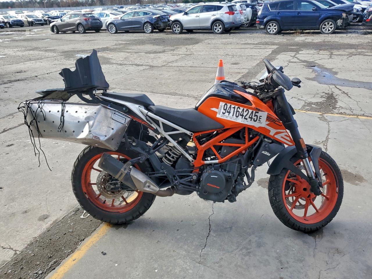 KTM Motorcycle Duke Image 1