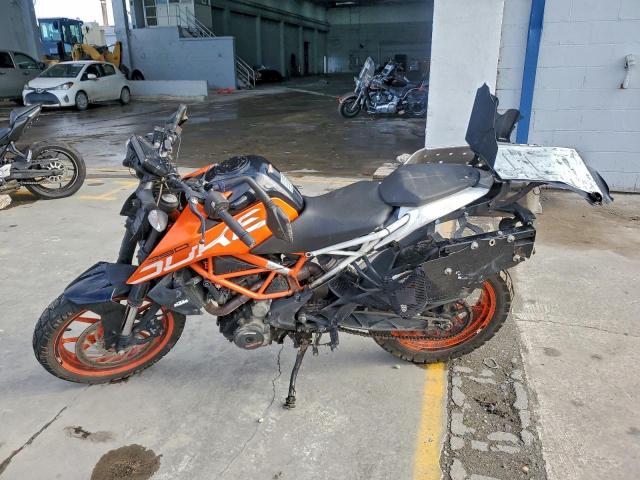 KTM Motorcycle Duke Image 4