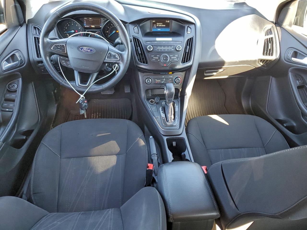 Ford Focus Se Image 8