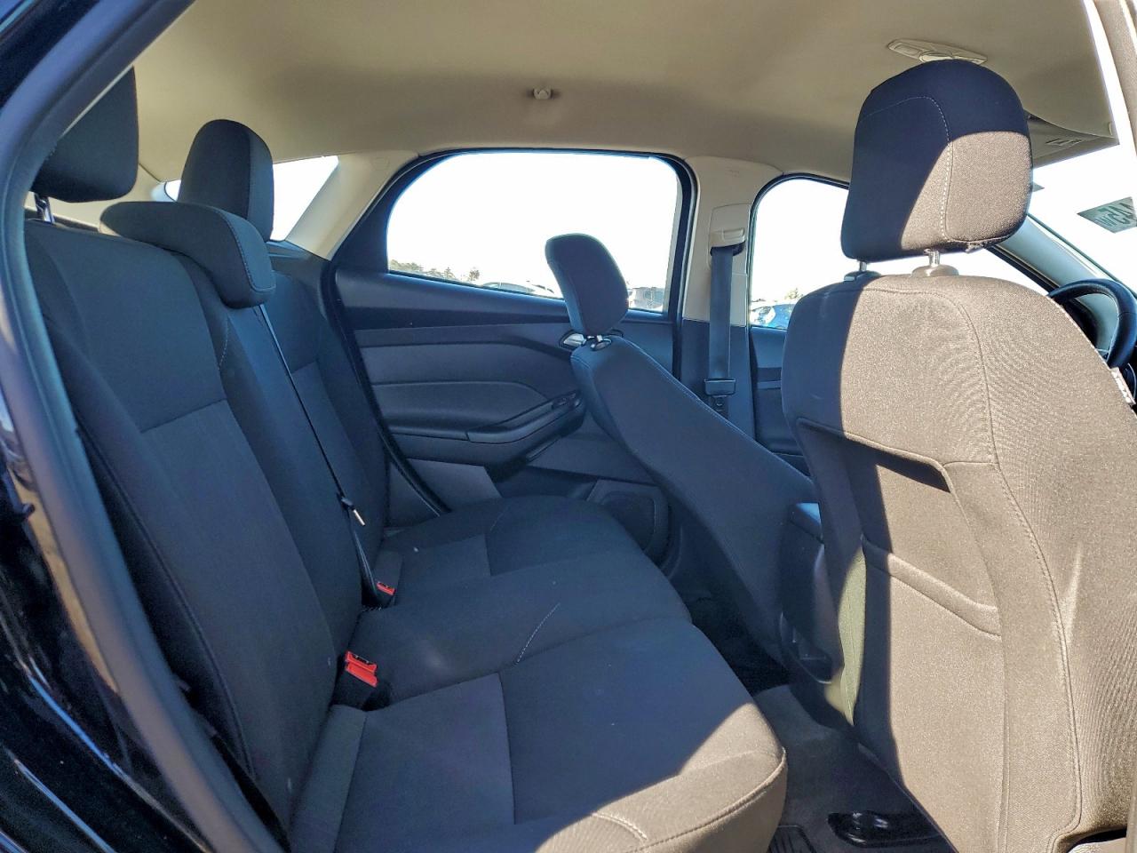 Ford Focus Se Image 5