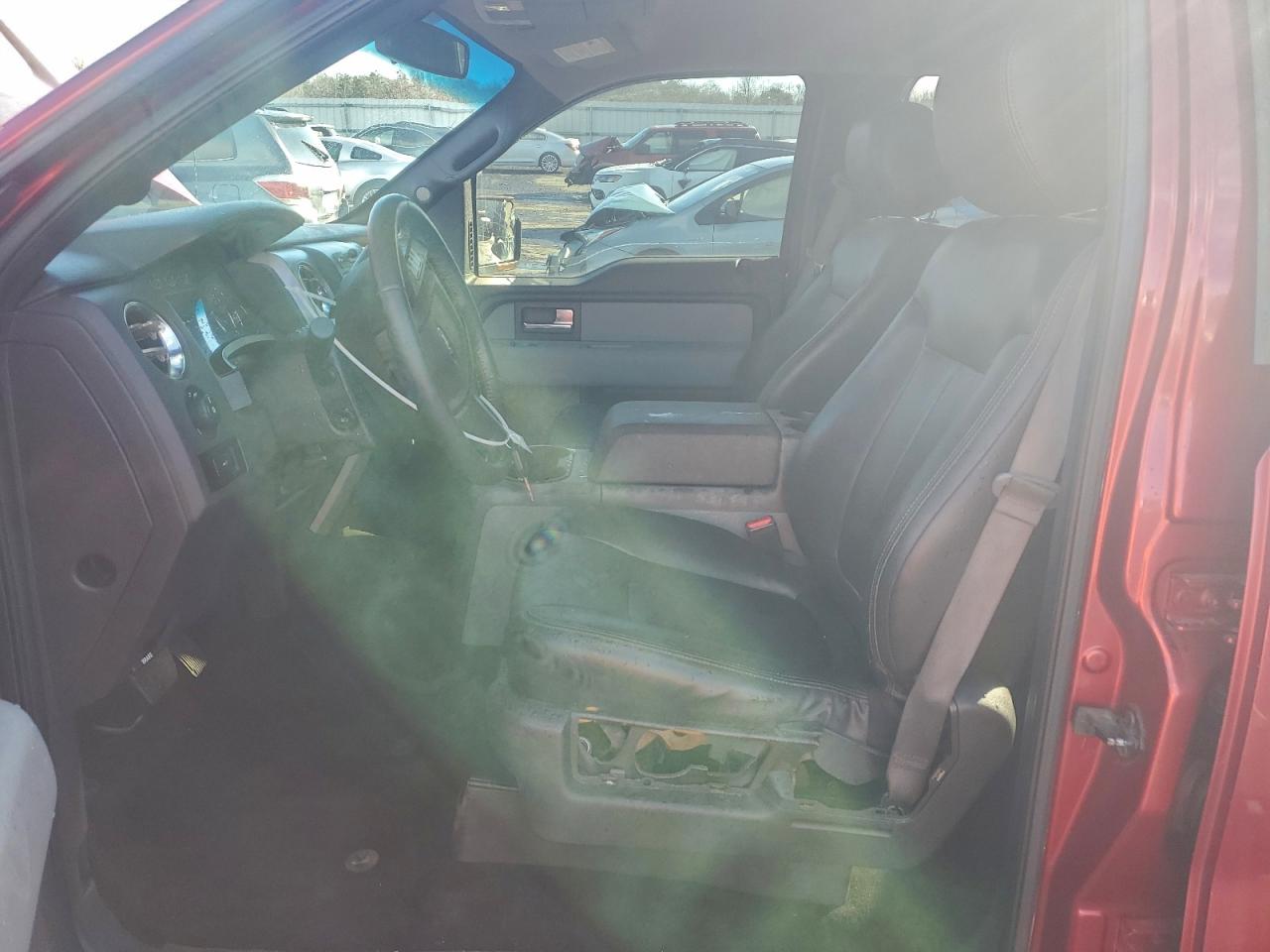 Ford F-150 Supercrew Image 6