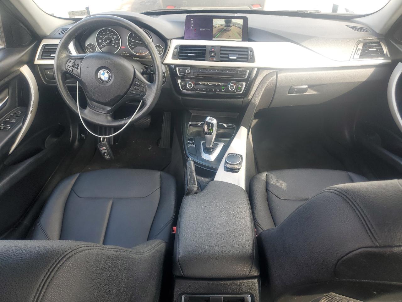 BMW 3 Series Xi Image 11