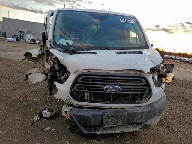 Ford Transit T-250 Image 8