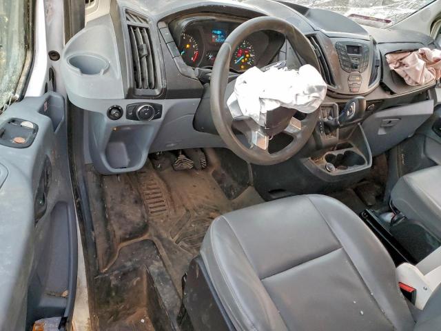 Ford Transit T-250 Image 6