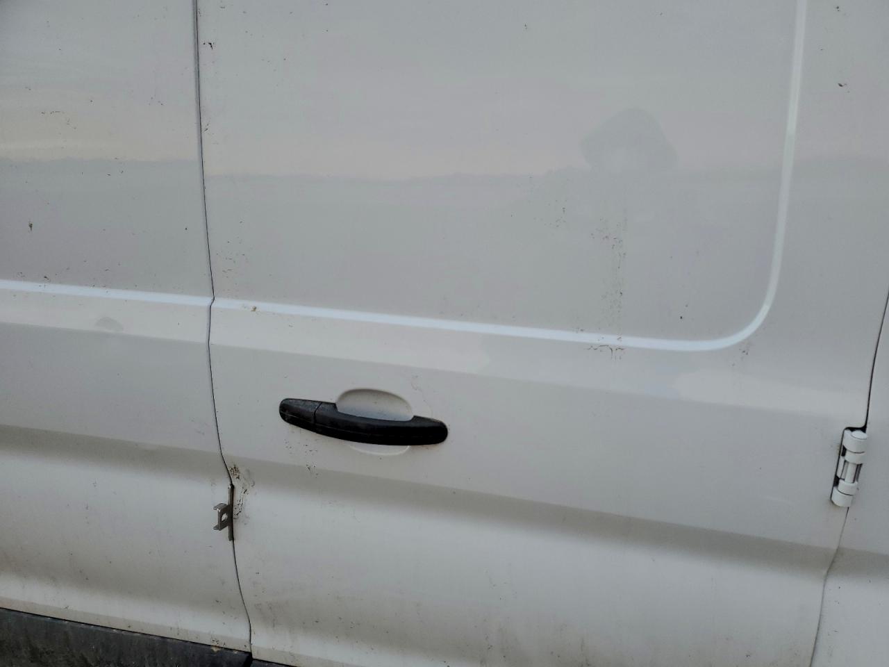 Ford Transit T-250 Image 7