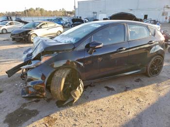  Salvage Ford Fiesta