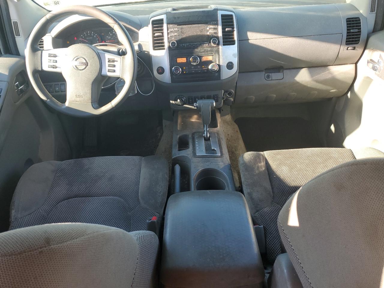 Nissan Frontier S Image 4