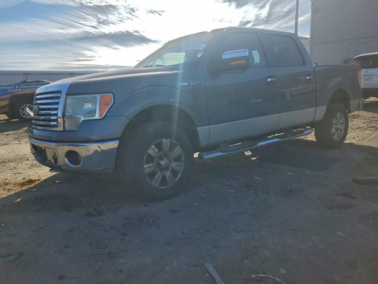 Ford F-150 Supercrew Image 1