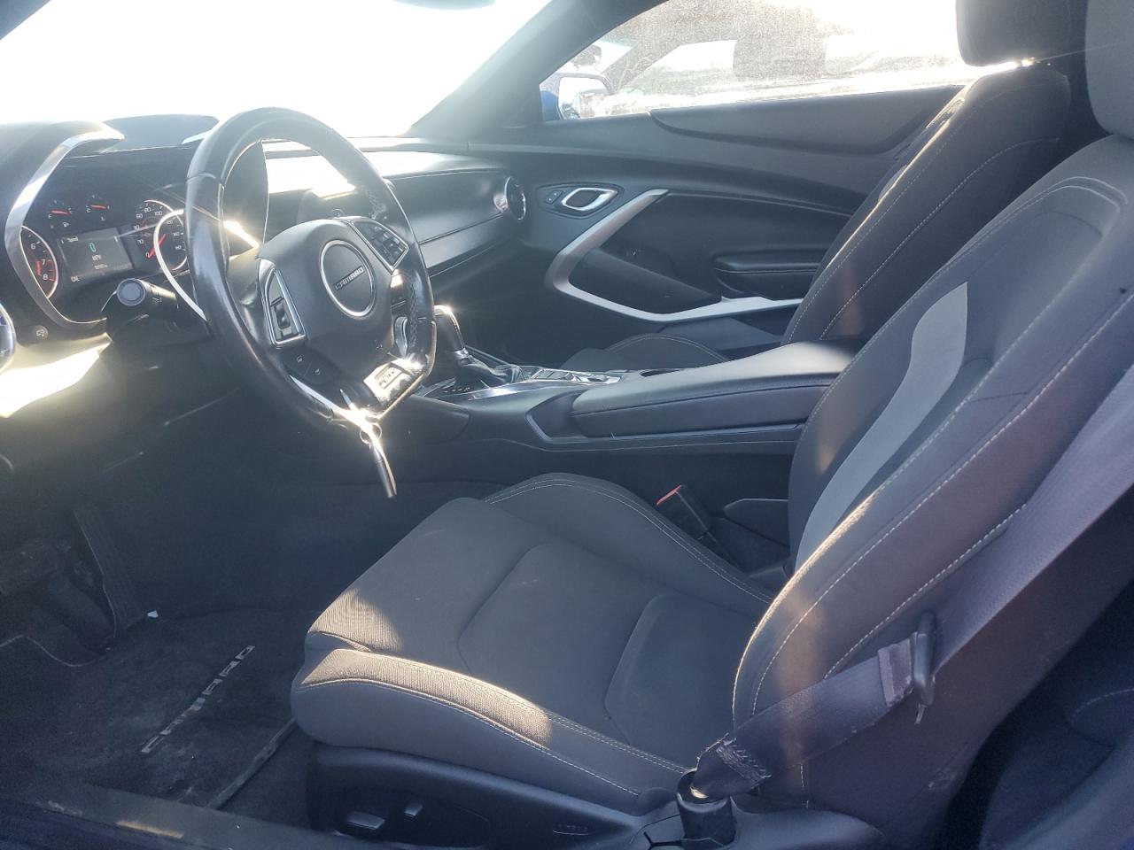 Chevrolet Camaro Lt Image 6