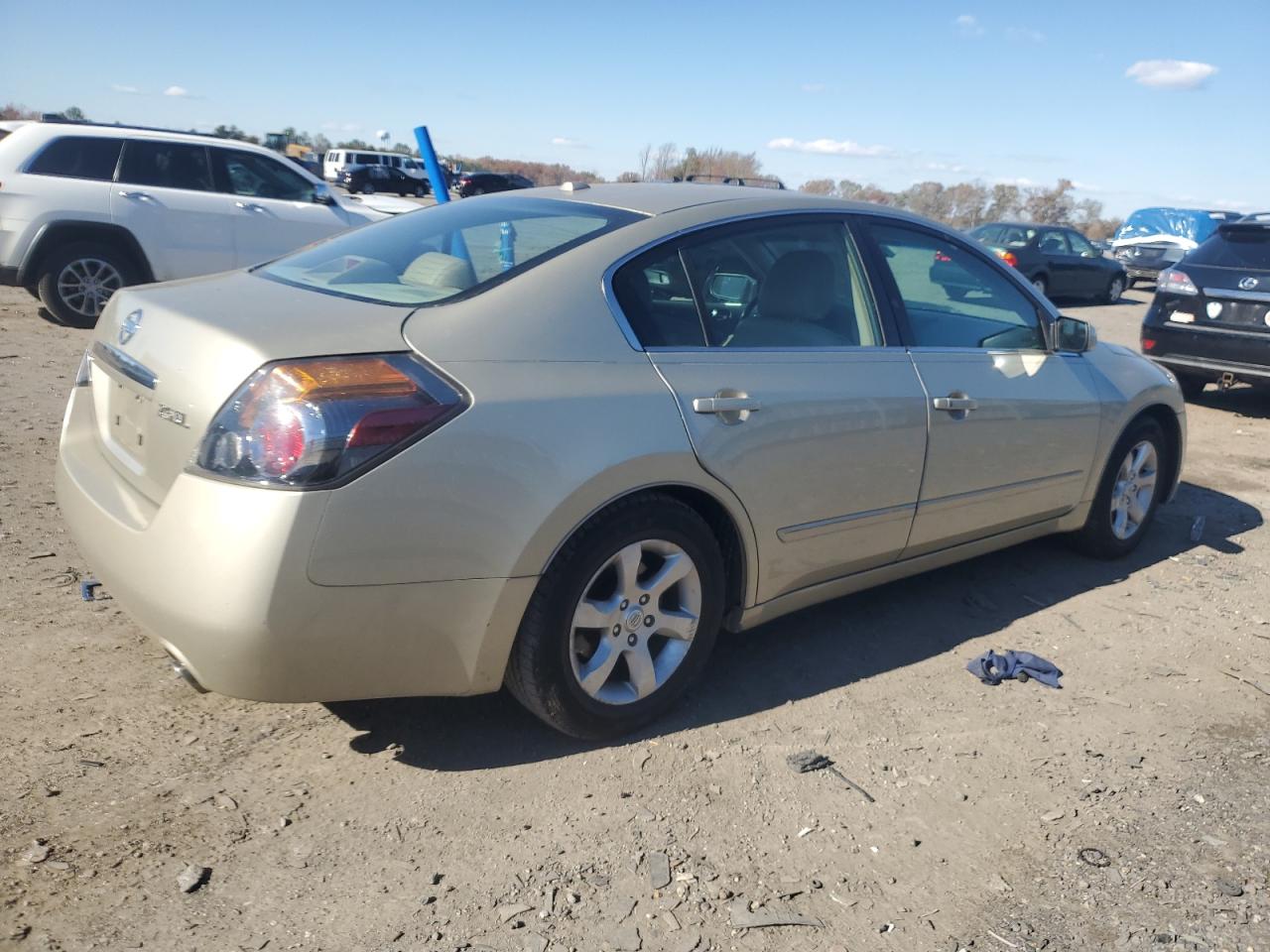 Nissan Altima 2.5 Image 3