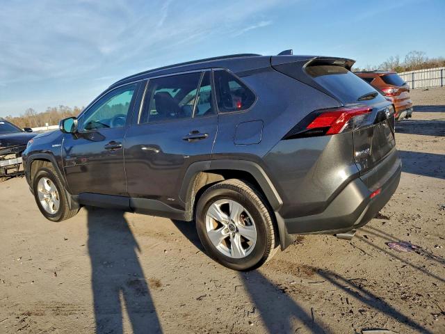 Toyota RAV4 Le Image 7