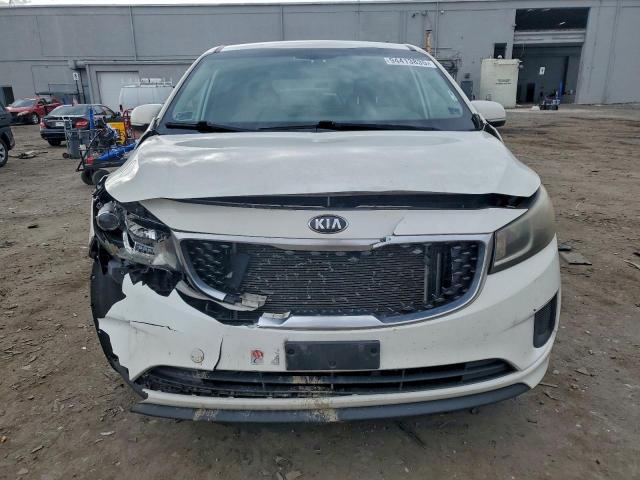 Kia Sedona Lx Image 6