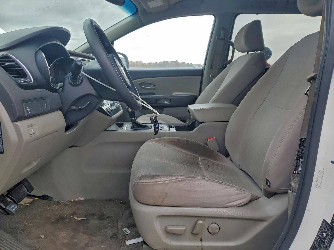 Kia Sedona Lx Image 12