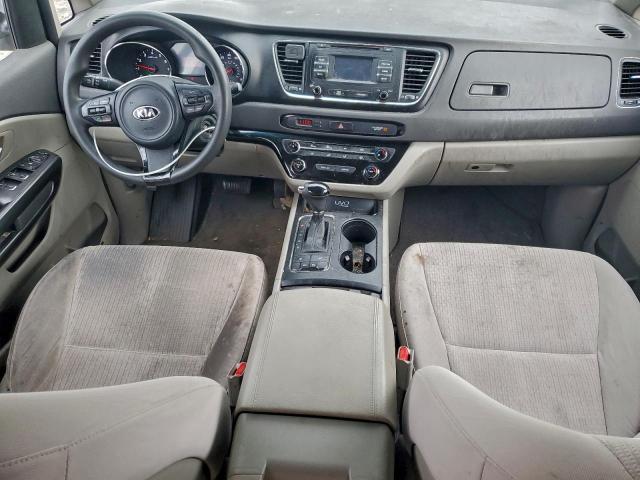 Kia Sedona Lx Image 9