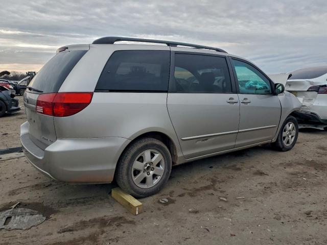 Toyota Sienna Ce Image 4