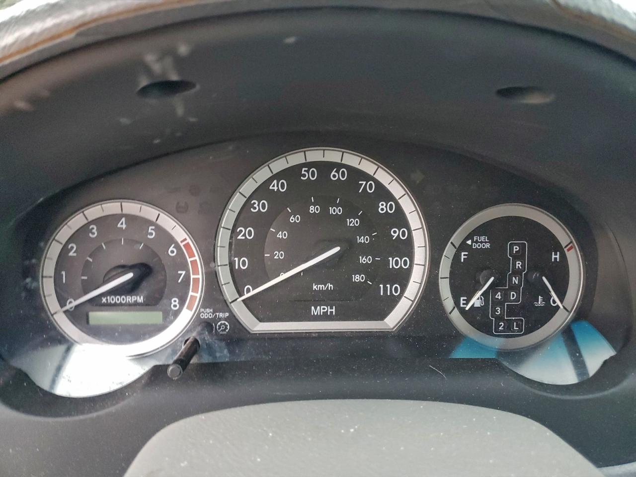 Toyota Sienna Ce Image 9