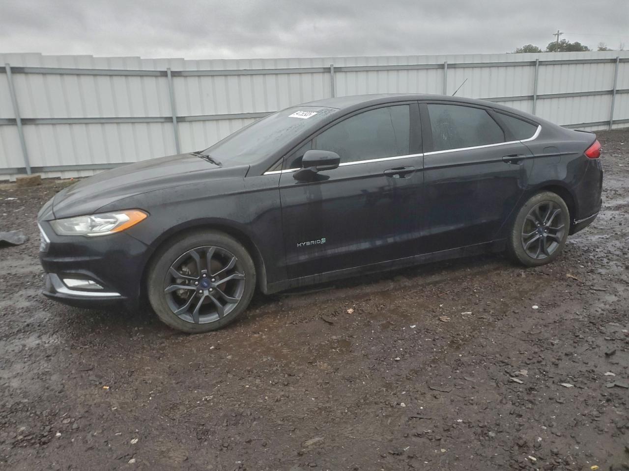 Ford Fusion Se Hybrid Image 1