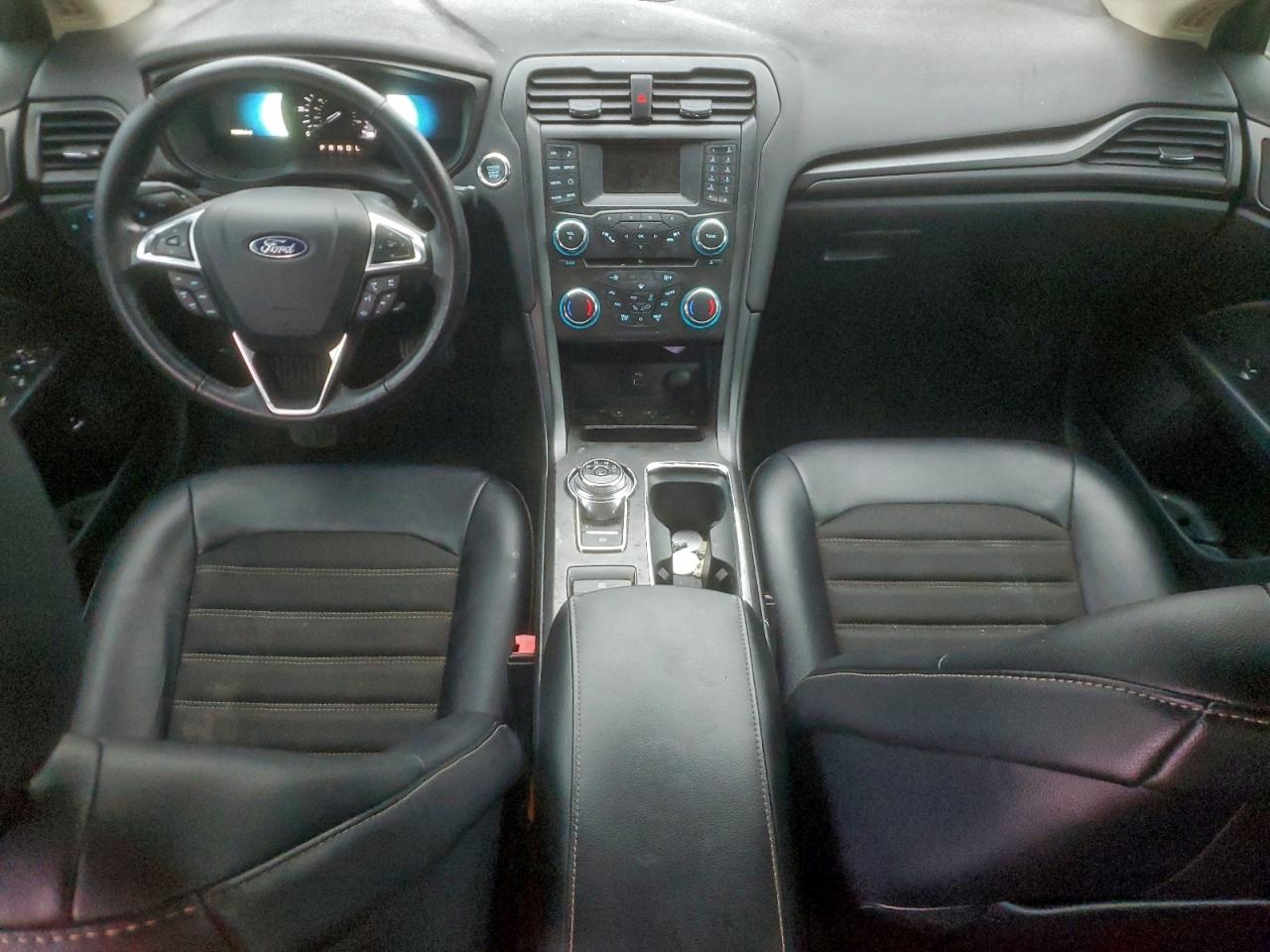 Ford Fusion Se Hybrid Image 5