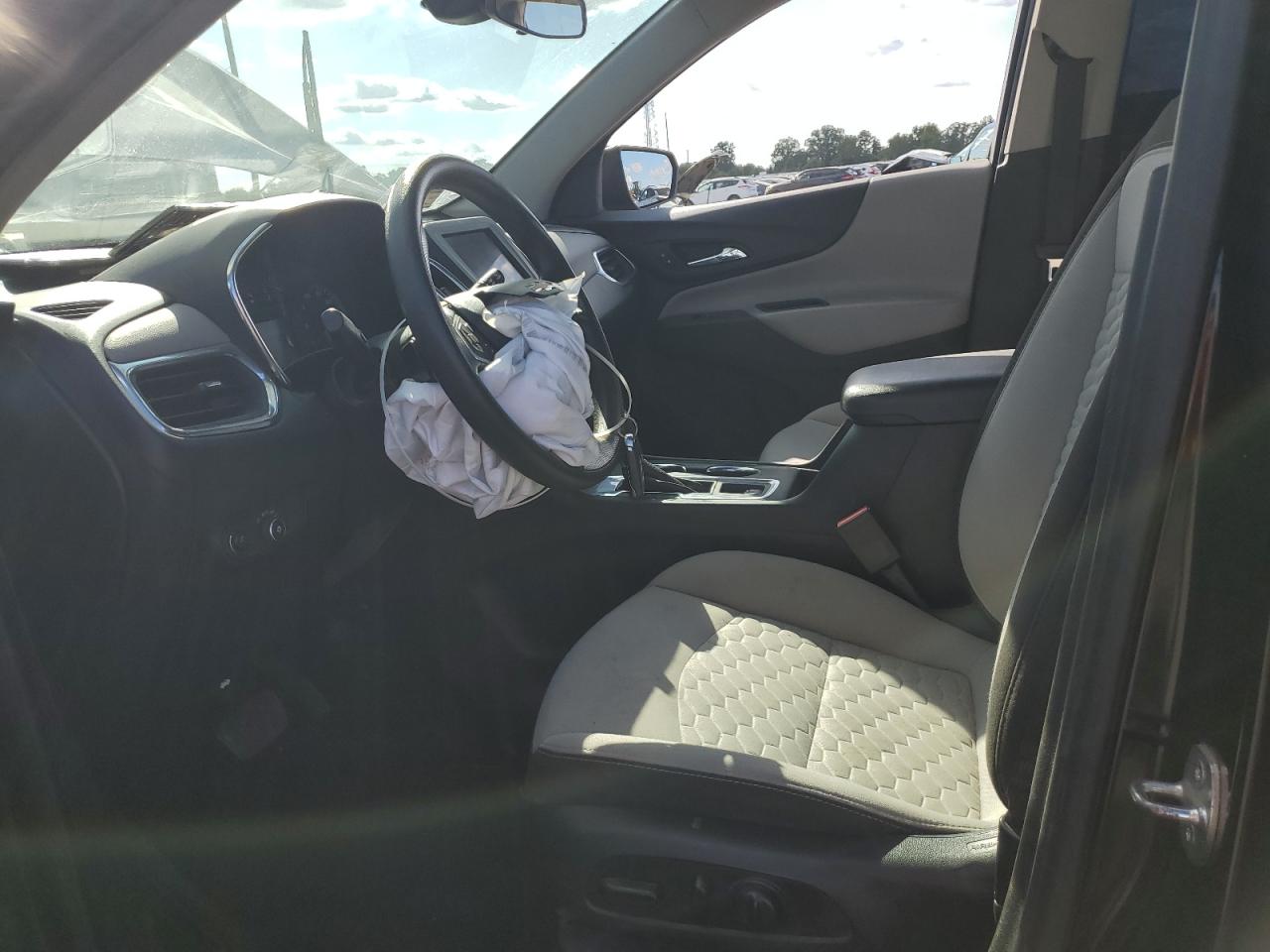 Chevrolet Equinox Ls Image 4