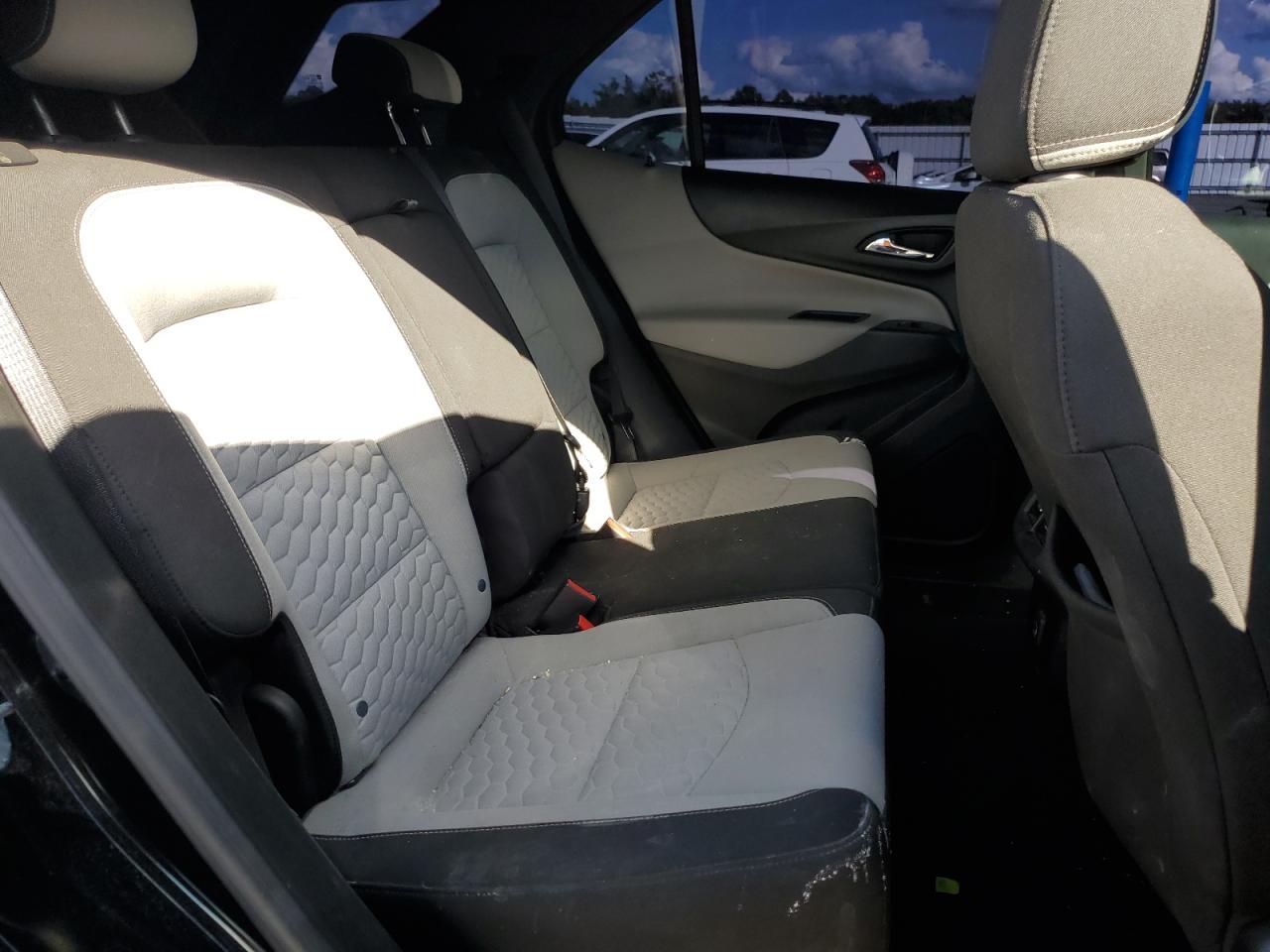 Chevrolet Equinox Ls Image 10