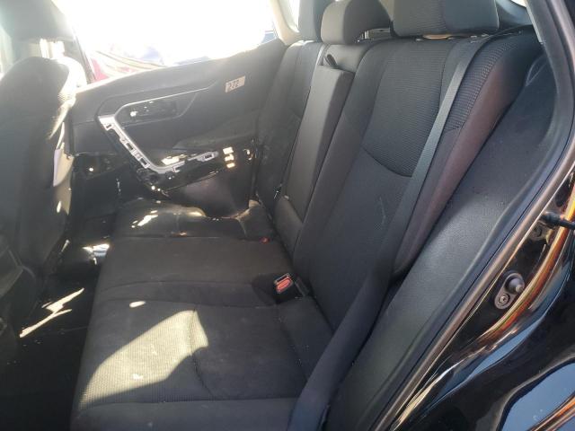 Toyota RAV4 Le Image 12