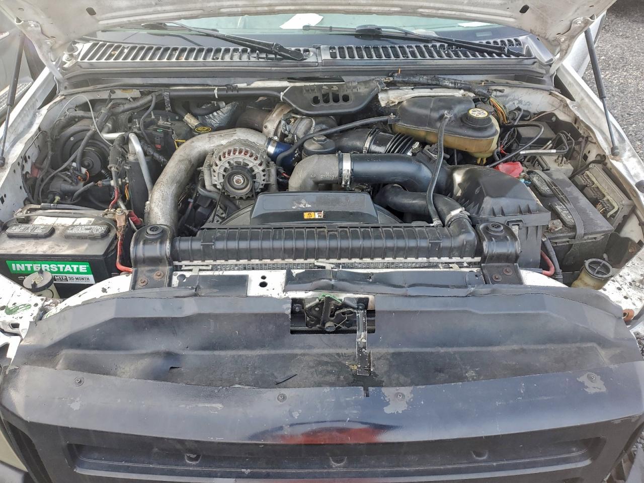 Ford F-550 Super Duty Image 9