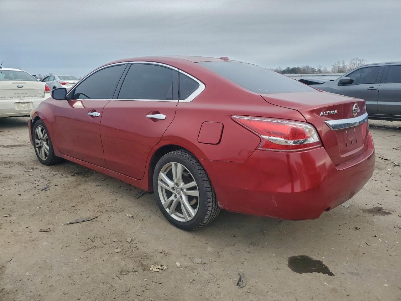 Nissan Altima 3.5s Image 4