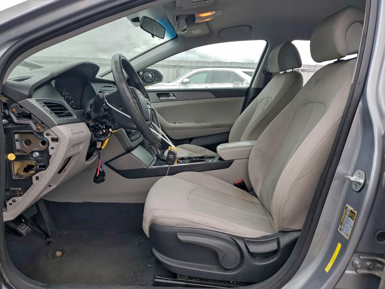 Hyundai SONATA Se Image 9