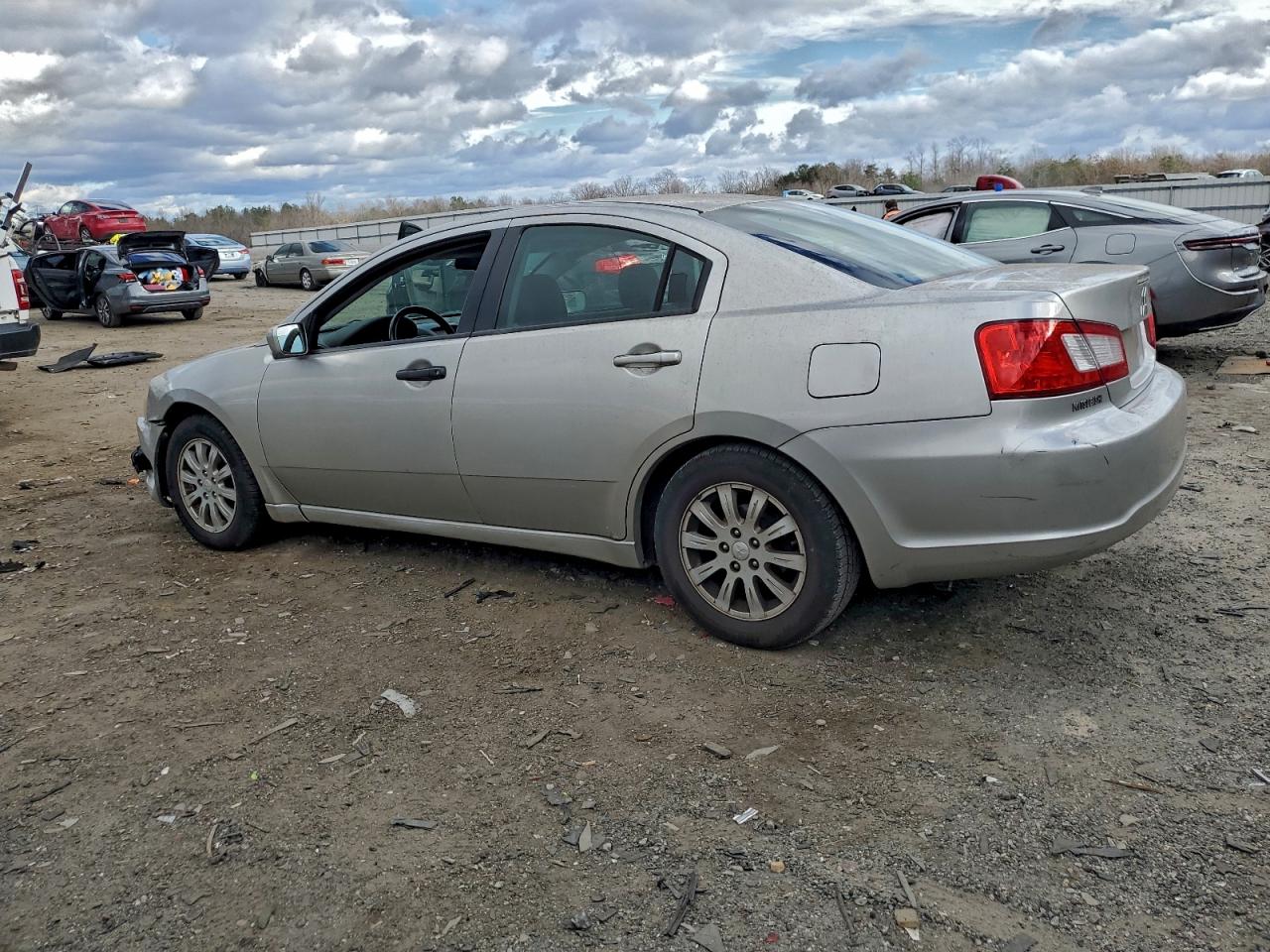 Mitsubishi Galant Fe Image 8