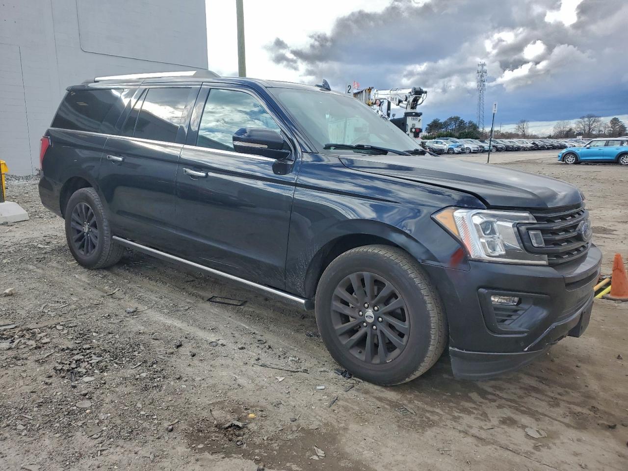 Ford Expedition Max Limited Image 2