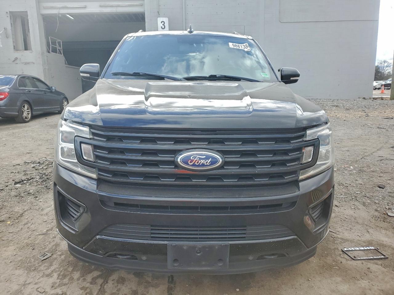 Ford Expedition Max Limited Image 3