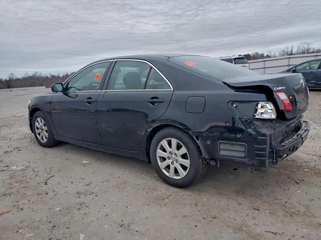 Toyota Camry Base Image 2