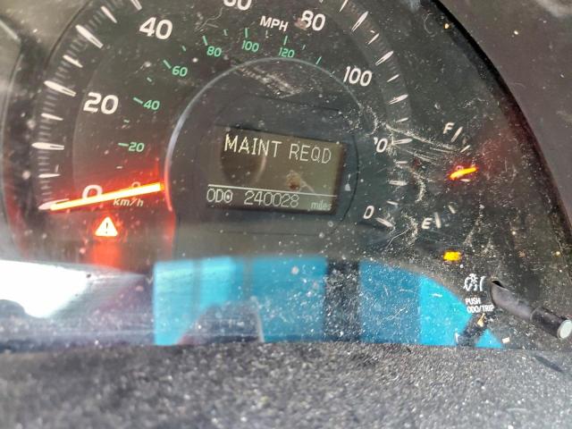 Toyota Camry Base Image 4