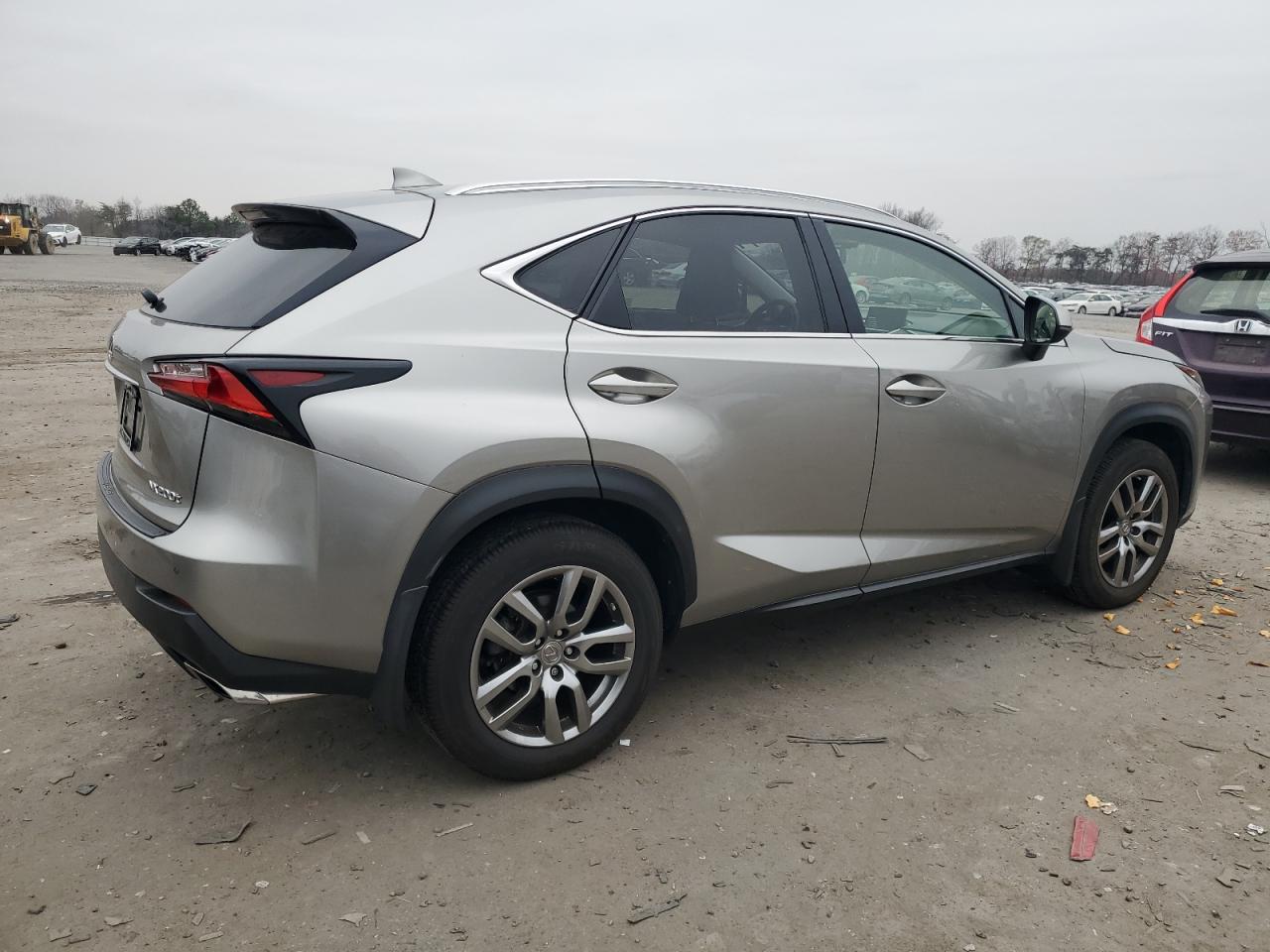 Lexus NX 200t Base Image 5